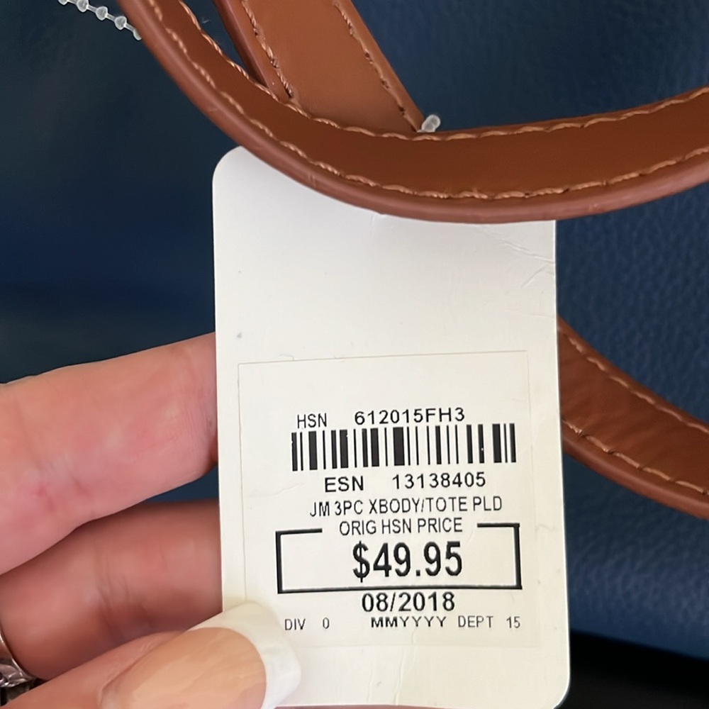 NWT Leather Joy Mangano RFIDBlocking Tote Bucket Shopper CarryOn - Picture 15 of 16